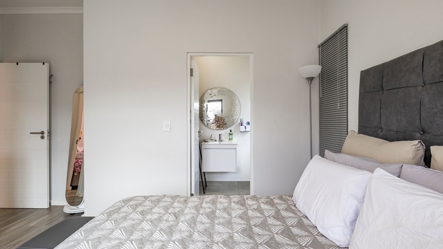 3 Bedroom Property for Sale in Burgundy Estate Western Cape